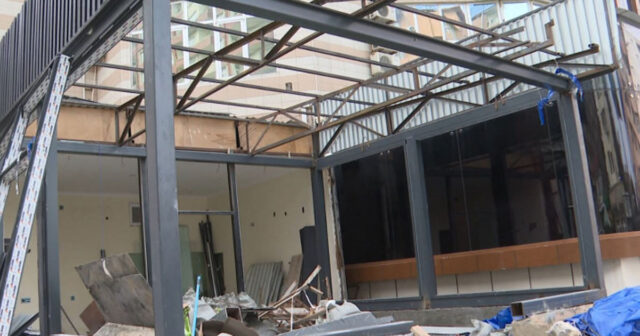 Xətai rayonunda obyekt səkini zəbt edib – Sakinlərdən ŞİKAYƏT – VİDEO