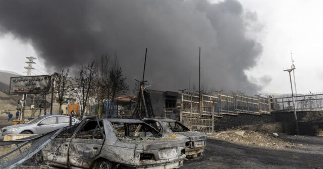 İsrailin mərkəzi raket atəşinə tutuldu