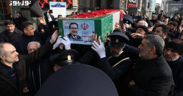 Xameneinin müşaviri Şamxaninin cəsədi başsız dəfn edildi