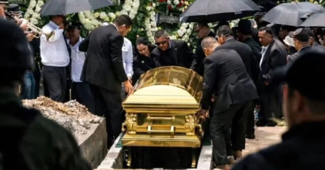 Narkobaron qızıl tabutda dəfn edildi – Fotolar