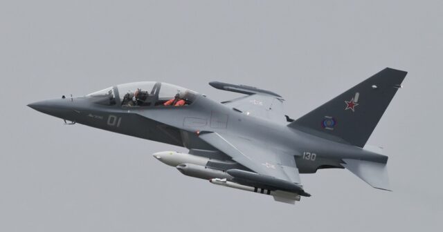 İsrailin F-35 qırıcısı Tehran üzərində İranın YAK-130 təyyarəsini vurdu İsrailin F-35 qırıcısı Tehran üzərində İranın YAK-130 təyyarəsini vurdu