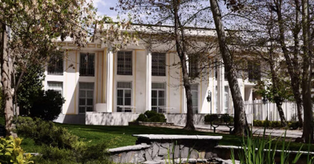 İsveçrə səfiri İranı tərk edib İsveçrə səfiri İranı tərk edib