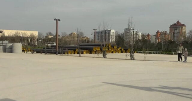 Bakıda parkın ərazisi niyə hasarlanıb? – VİDEO