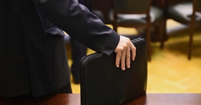 Məmurlara rəsmi xəbərdarlıq edildi – ADLAR