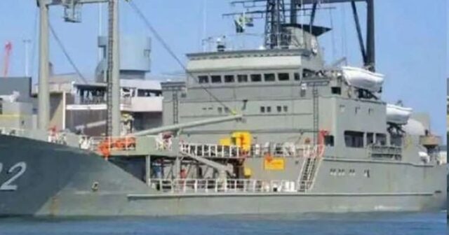 İranın “Buşehr” gəmisi Şri-Lanka Hərbi Dəniz Qüvvələrinə təslim oldu