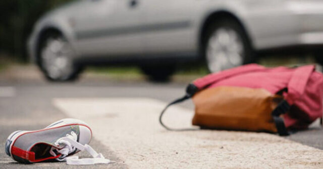 16 yaşlı qızı maşın vurdu