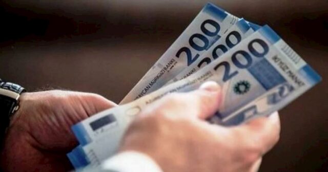 Pulun çoxu ərzağa gedir — Minimum maaş alanların gündəlik menyusu Pulun çoxu ərzağa gedir — Minimum maaş alanların gündəlik menyusu