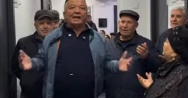 Klinikadan özbək “həkim”lə BAĞLI – “Bizə aidiyyəti yoxdur”