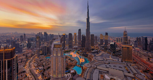 Dubayda sakinlərə sığınacaqlara getmək çağırışı edildi – VİDEO