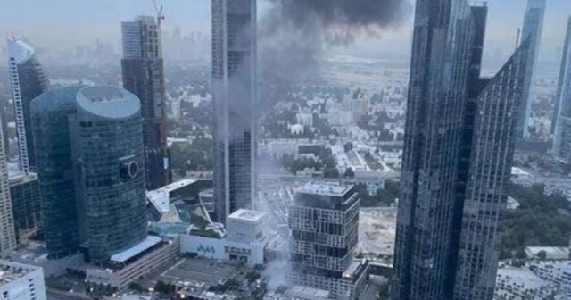 İran Dubay Beynəlxalq Maliyyə Mərkəzini vurdu – VİDEO İran Dubay Beynəlxalq Maliyyə Mərkəzini vurdu – VİDEO