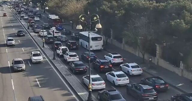 İşə maşınla gedənlərin NƏZƏRİNƏ