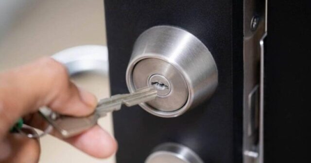 Qapınızı əsla 3 dəfə kilidləməyin! Səbəbini kilid ustaları açıqladı