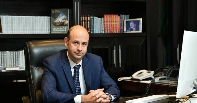 Sədr Neft Donanmasının rəisini vəzifəsindən azad etdi