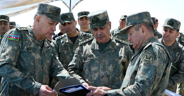 Müdafiə Nazirliyi Qarabağa getdi