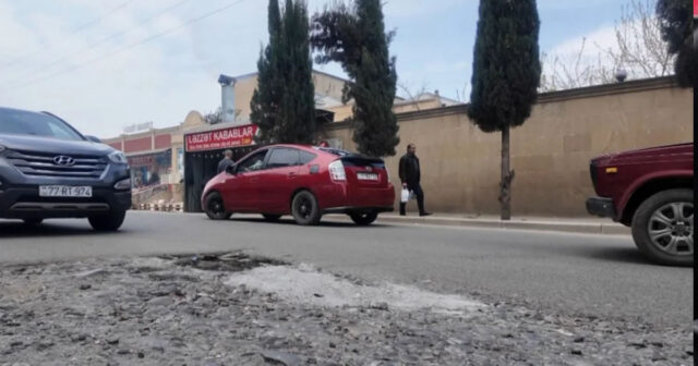 Kanalizasiya xətləri təmir edildi, asfaltın bərpası “yaddan çıxdı” – VİDEO