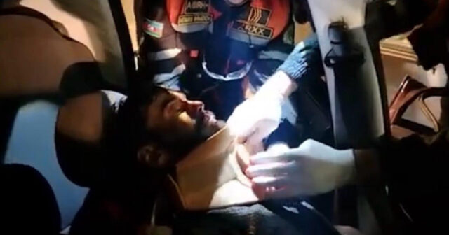 Maşını hasara çırpdı, sıxılıb içində qaldı – Video