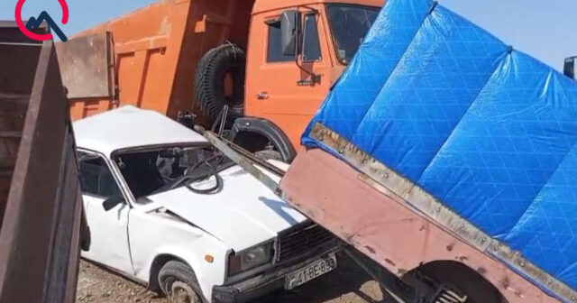 Ağır qəza – Ölən var, ata və övladları yaralıdır – FOTO