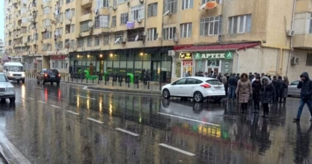 Bakıda DƏHŞƏT: övladını məktəbə apardı, qayıdanda faciəvi şəkildə öldü – FOTO