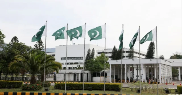 Pakistanın “diplomatik xilasetmə” əməliyyatı