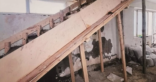 Bakıda binanın texniki sahəsi mənzil kimi sənədləşdirildi – Sakinlər narazıdır – FOTO