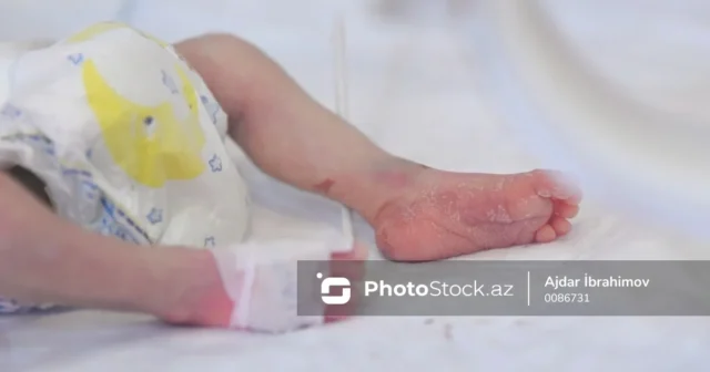 Bakıda bir yaşlı körpə müayinəyə aparıldığı xəstəxanada öldü