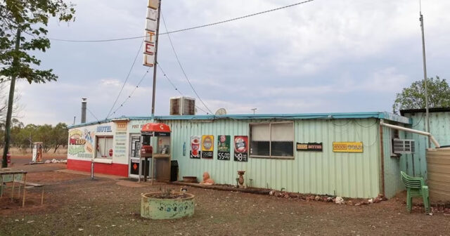 Sadəcə 2 sakini olan qəsəbə