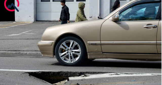 Bakıda bu küçədə yol çökdü, təhlükəli vəziyyət yarandı – Fotolar