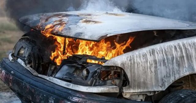 Naxçıvanda sərxoş kişi avtomobilini yandırdı