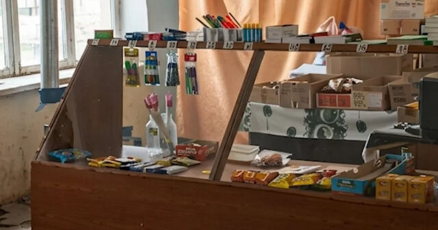 Məktəblidən şok etiraf: “Bufetdəki yeməkdən zəhərlənmişik” – VİDEO