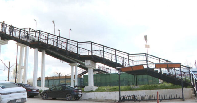 Xırdalanda dəmiryolu keçidi köhnə və təhlükəlidir – ŞİKAYƏT – VİDEO Xırdalanda dəmiryolu keçidi köhnə və təhlükəlidir – ŞİKAYƏT – VİDEO