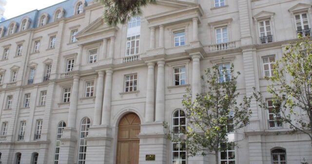 Maliyyə Nazirliyindən kredit alan qurumlara MÜRACİƏT