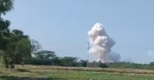 Hindistanda fişəng fabrikində baş vermiş partlayışda 23 nəfər ölüb