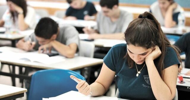 SON DƏQİQƏ! Qəbul balları ENDİRİLİR?