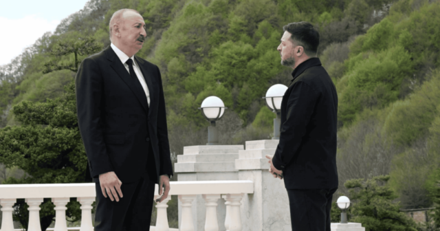 Zelenskinin Azərbaycan səfərinə Rusiyadan ikili yanaşma – Nə baş verir?