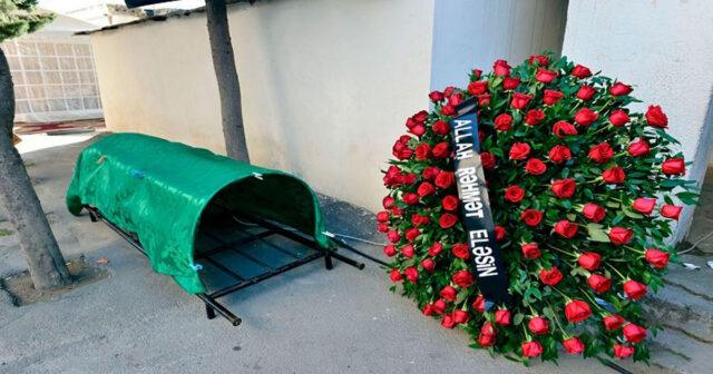 Əməkdar həkim vəfat etdi – FOTO