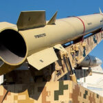 TƏCİLİ! İran bu ölkəyə zərbə endirdi – Dağıntılar var – VİDEO